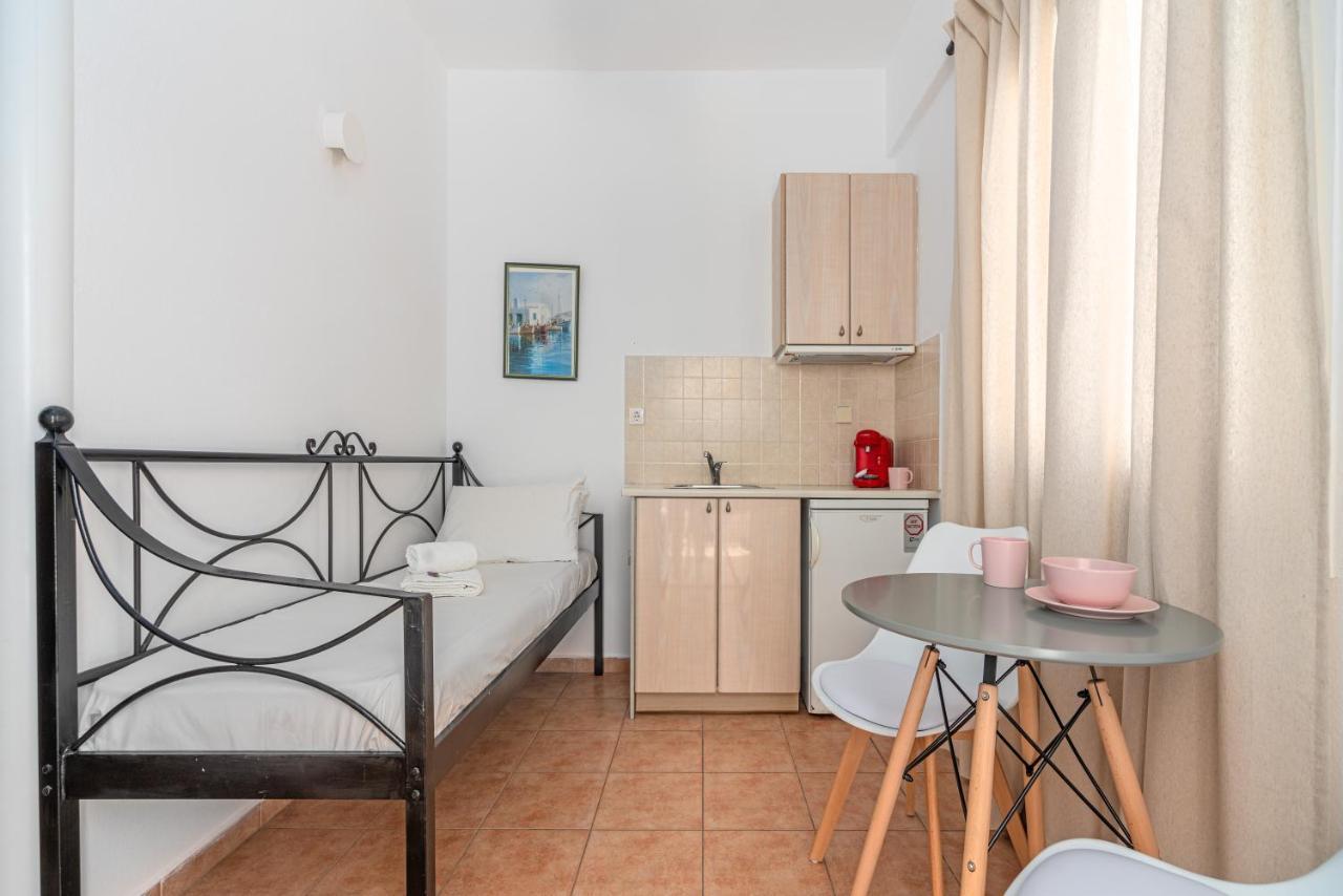 Ornos Apartments Luaran gambar